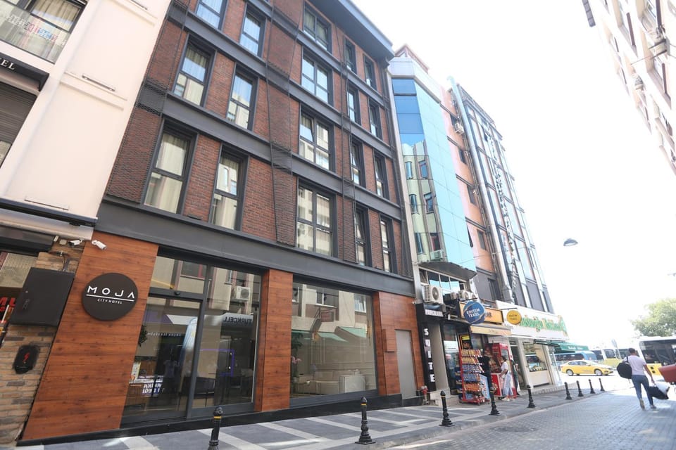 Property building, Street view
