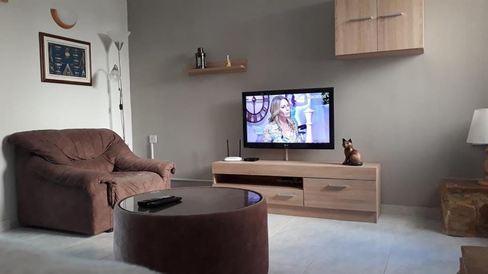 Ramzam - Spacious & Modern 3 bedroom apartment with roof terrace Apartment in Marsaskala