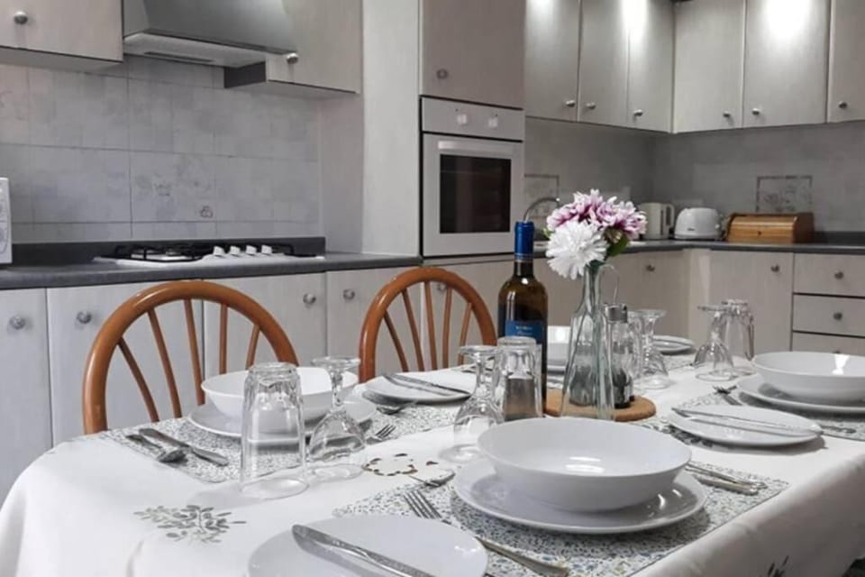 Ramzam - Spacious & Modern 3 bedroom apartment with roof terrace Apartment in Marsaskala