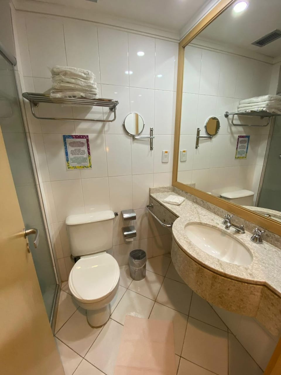 Shower, Bathroom, towels