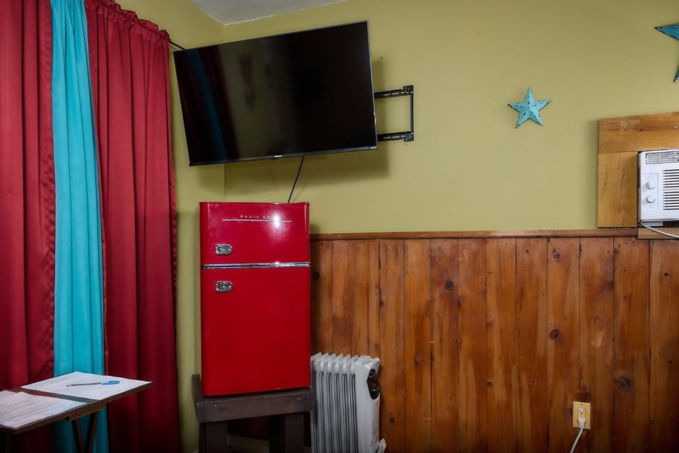 Communal lounge/ TV room, TV and multimedia