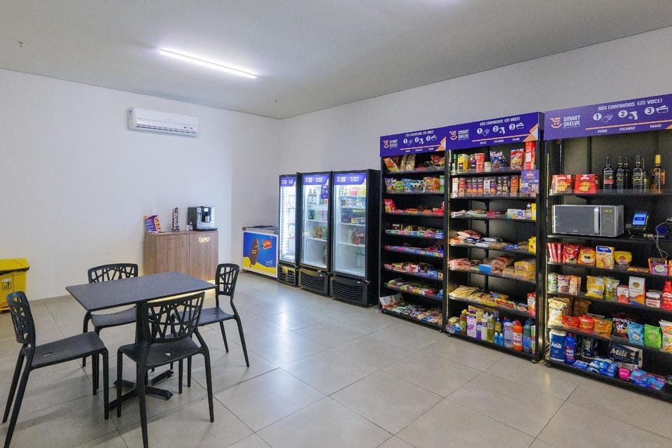 On-site shops, Supermarket/grocery shop