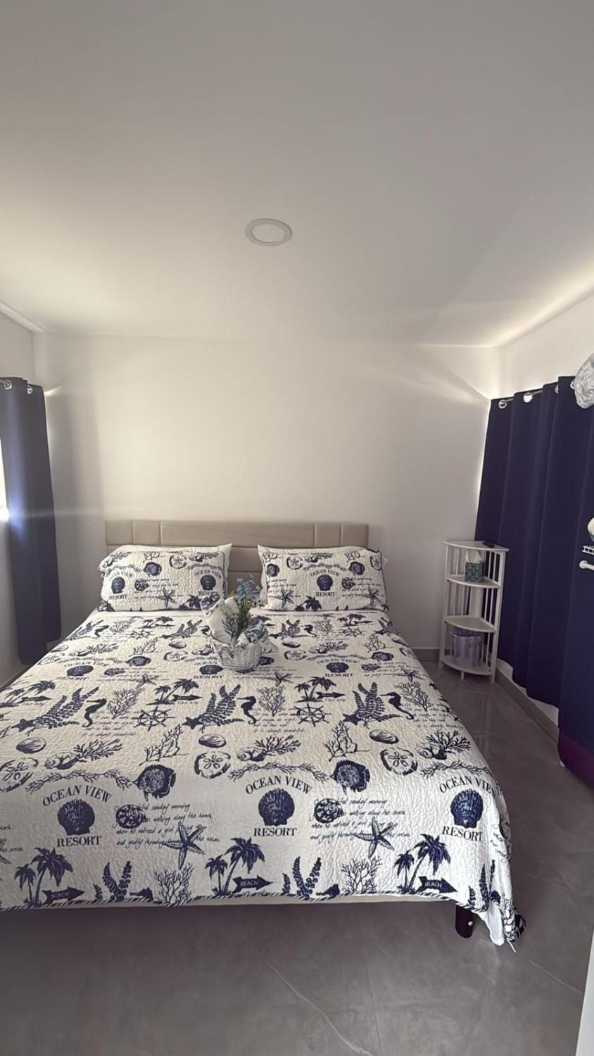 Olive Studio Apart unit 3 by Dream Vacation Apartment in West Palm Beach