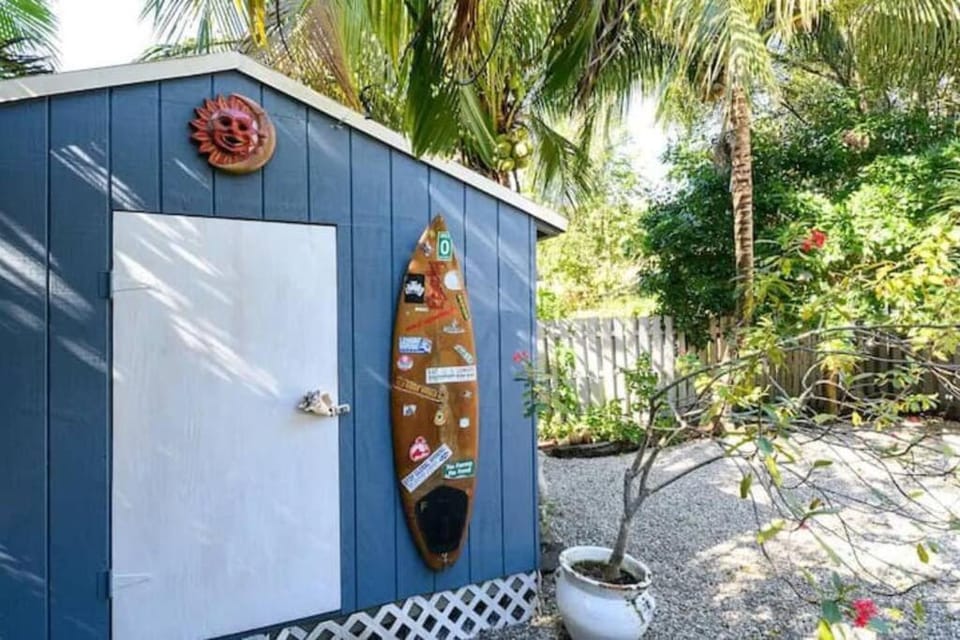 Peacock Villa 2 by Dream Vacation House in Fort Lauderdale