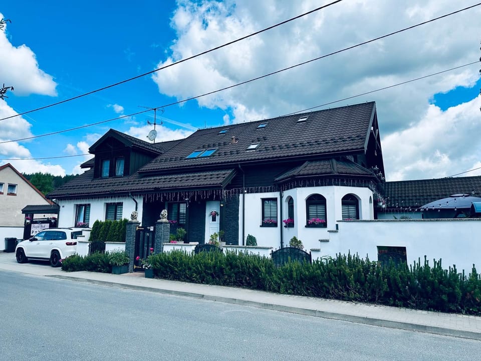 Penzión BACH Bed and Breakfast in Lesser Poland Voivodeship