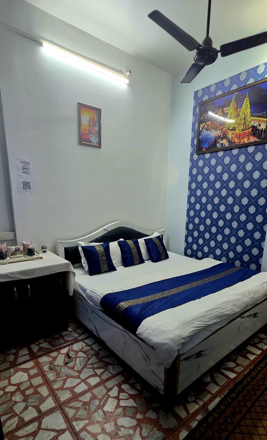 Baba Guest House Bed and Breakfast in Varanasi