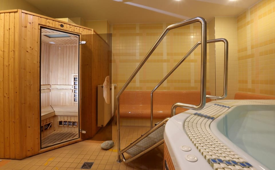 Sauna, Steam room, Spa and wellness centre/facilities, Spa and wellness centre/facilities