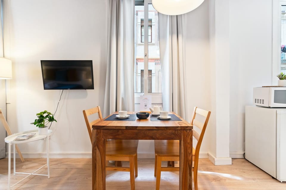 TV and multimedia, Kitchen or kitchenette, Dining area