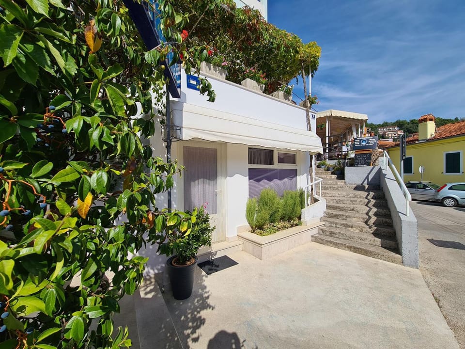 Apartment Rabac 2127 Apartment in Istria County