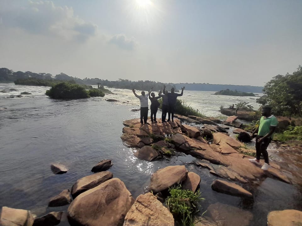 Neighbourhood, Natural landscape, River view