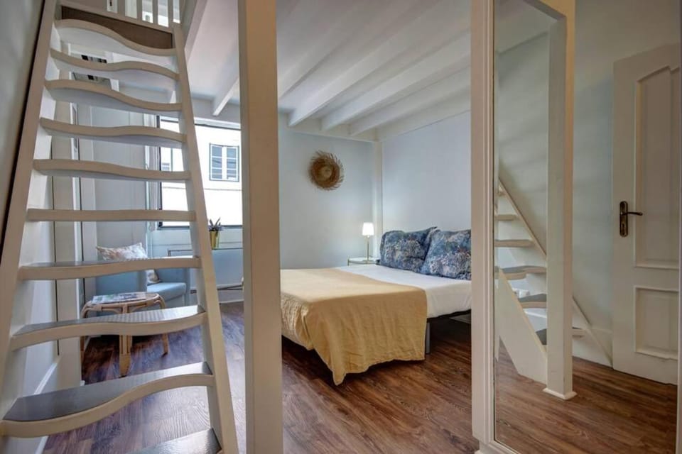 Unique Sao Bento apartment Ideal for a group Apartment in Lisbon