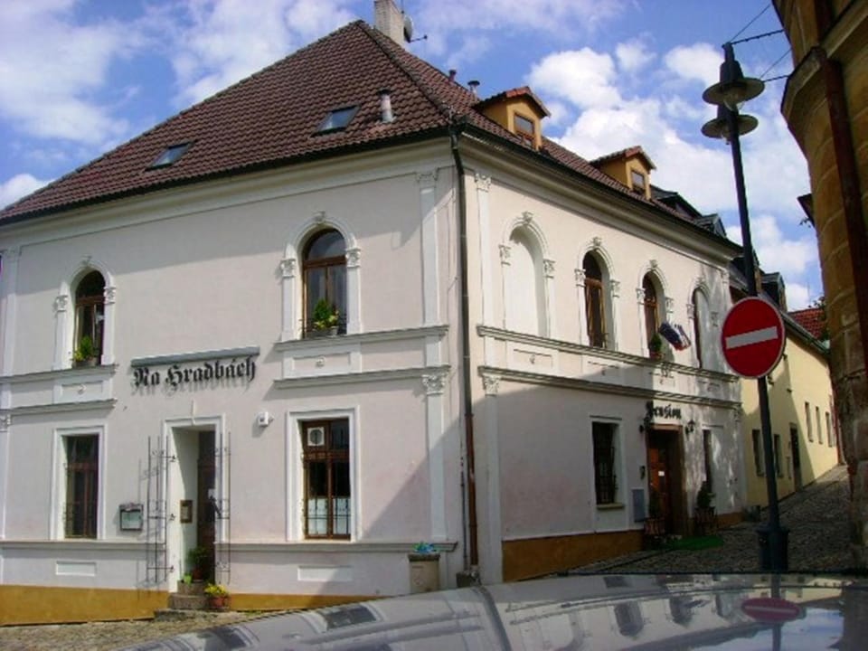 Property building, Facade/entrance, Off site