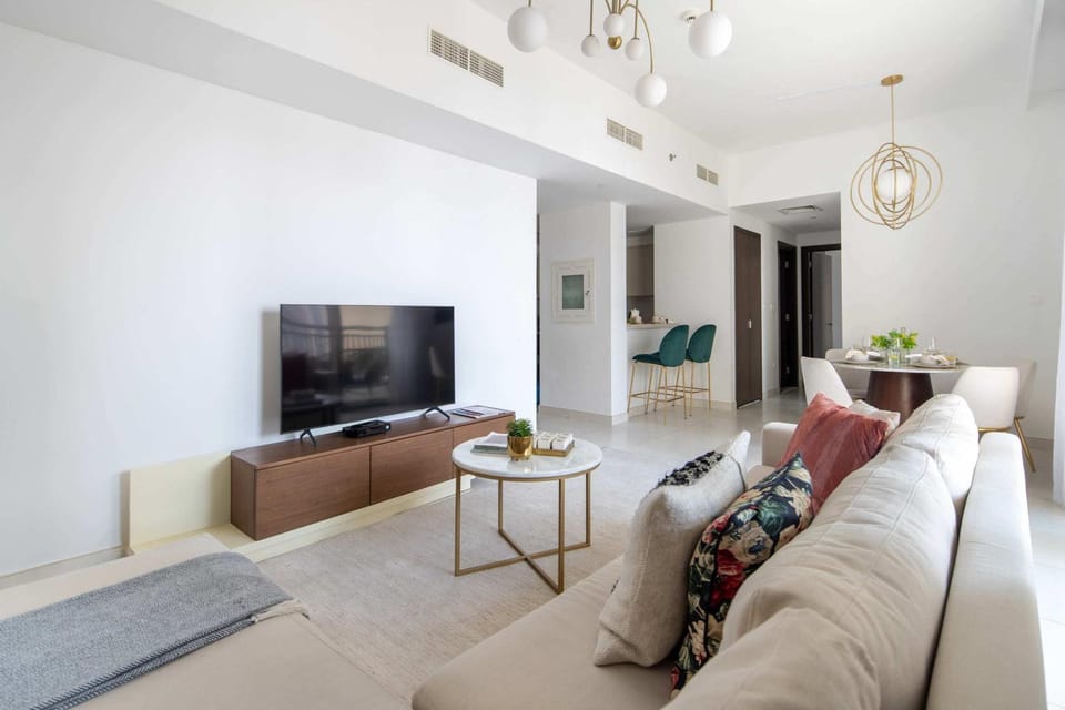 Frank Porter - Creekside18 Apartment in Dubai