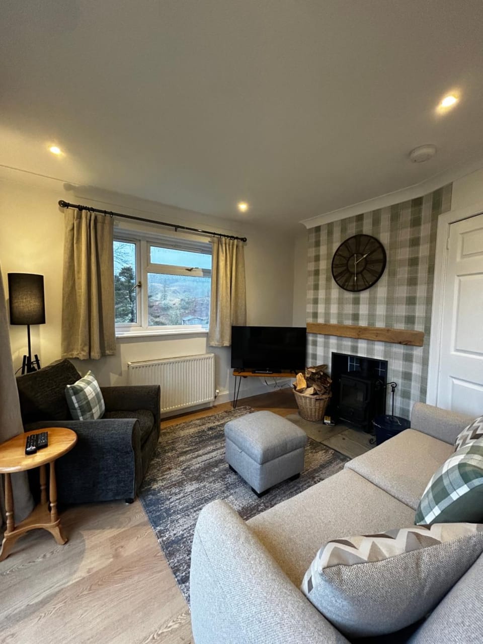 Living room, Seating area, fireplace