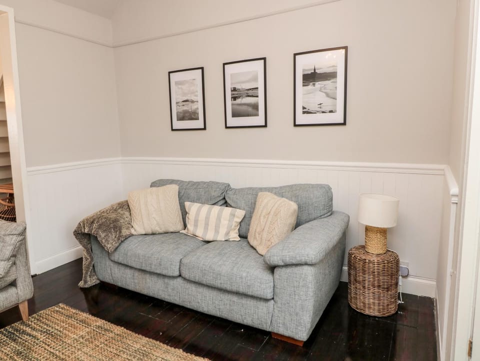 Bay Cottage House in Whitley Bay