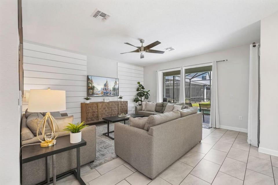 Lovely Private Pool Villa wFREE Resort Access House in Kissimmee