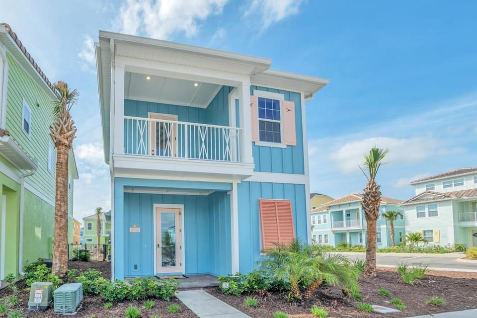 8044 Sandy Toes Way House in Bay Lake