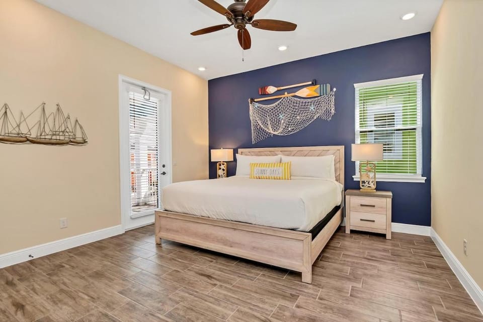 8044 Sandy Toes Way House in Bay Lake