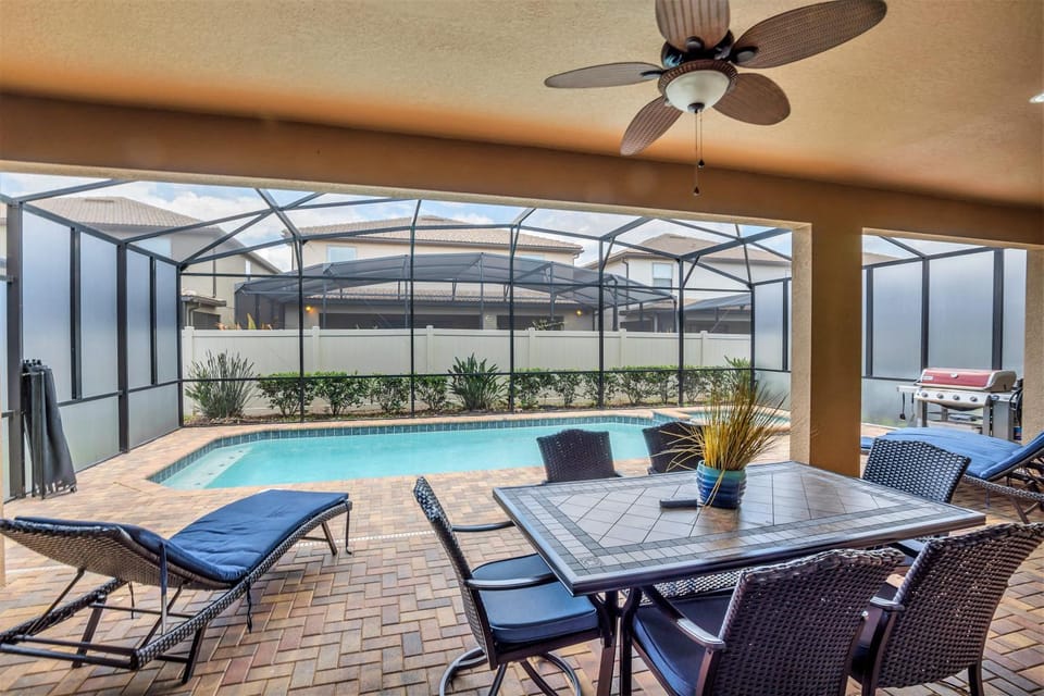 STAR WARS MOVIE THEATER Private Pool BBQ House in Four Corners