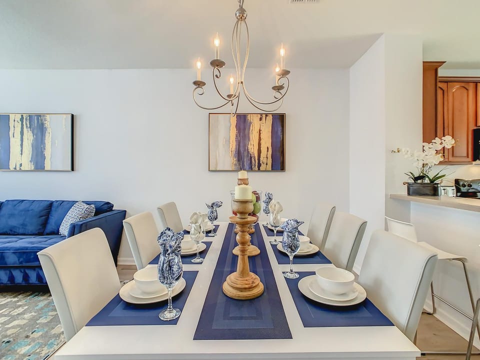 Stylish Vista Cay Townhome Near Conv. Ctr I-Dr. House in Orlando
