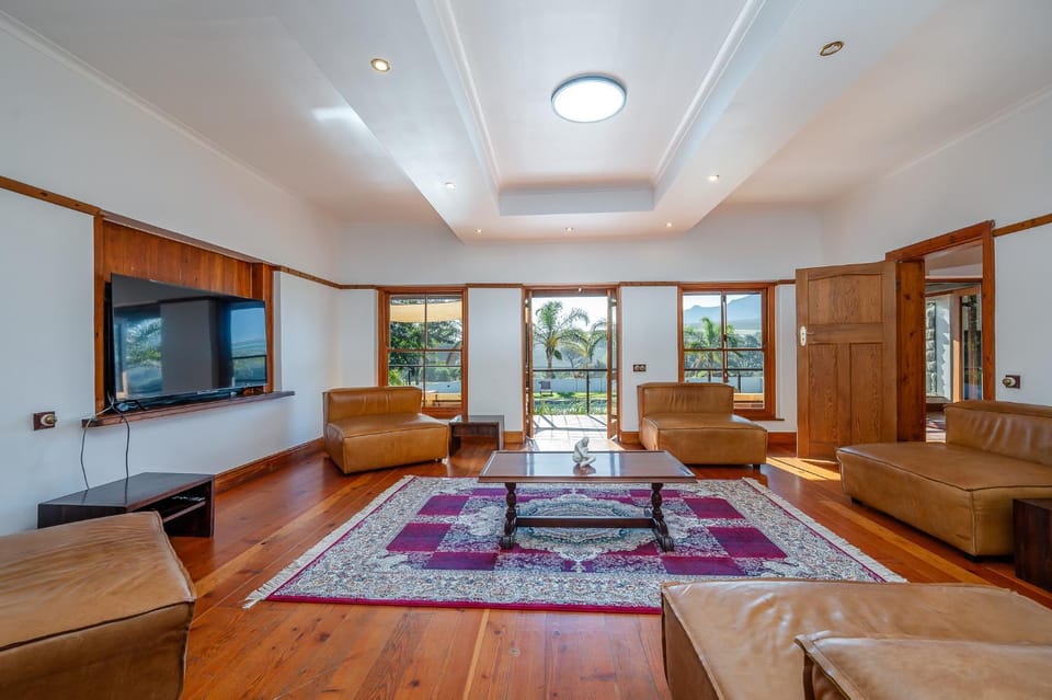 Kana Guest Farm - Ideal for groups House in Stellenbosch
