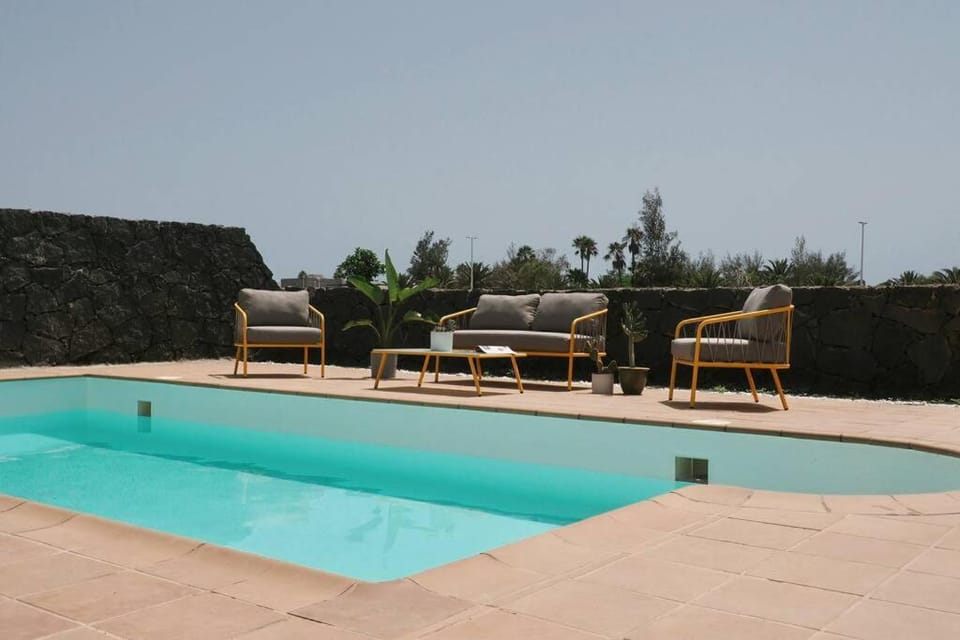 CASA MOCI Villa in Playa Blanca
