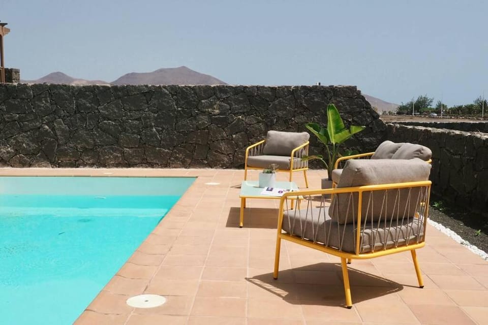 CASA MOCI Villa in Playa Blanca
