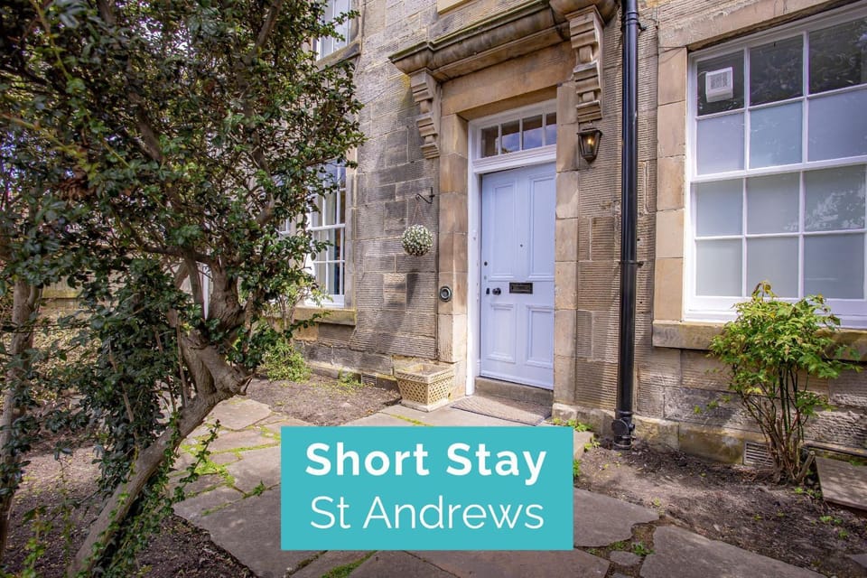 Property building, Off site, Day, Street view