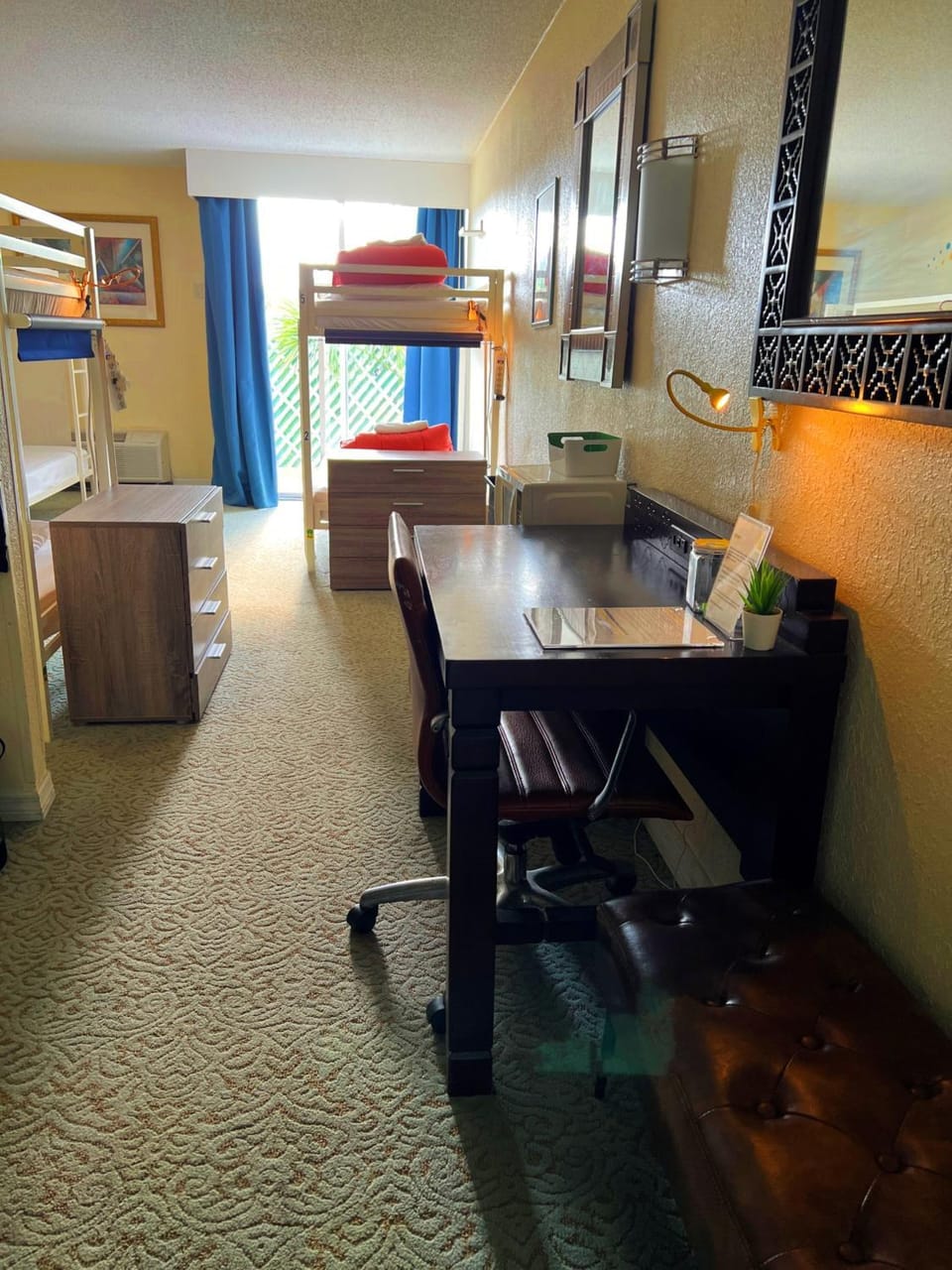 Bposhtels Orlando Florida Mall Hostel in Orlando