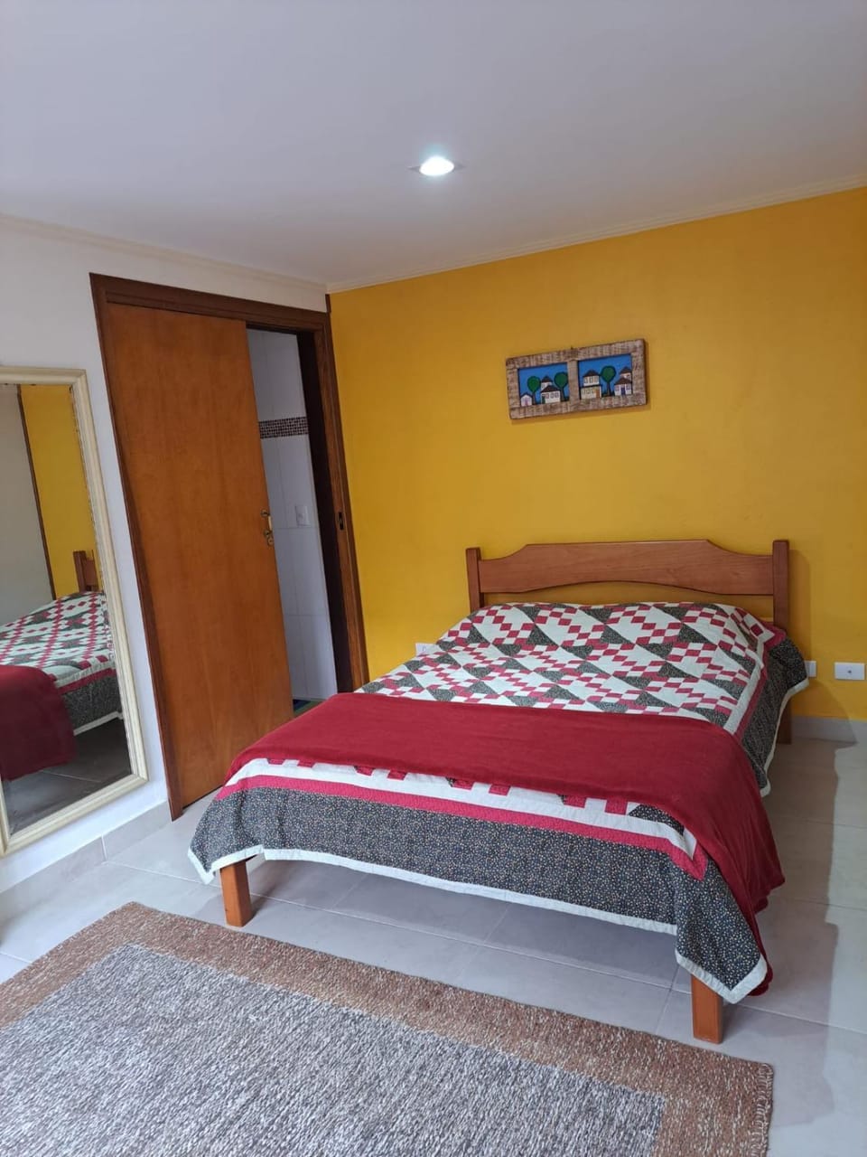 Bed, Photo of the whole room