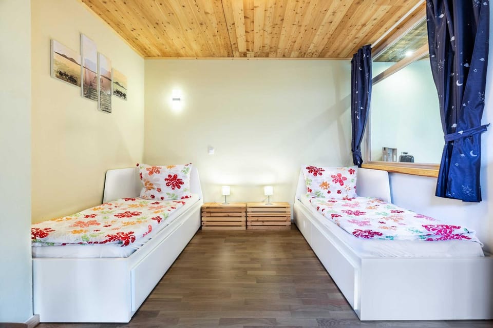 Bed, Bedroom, children