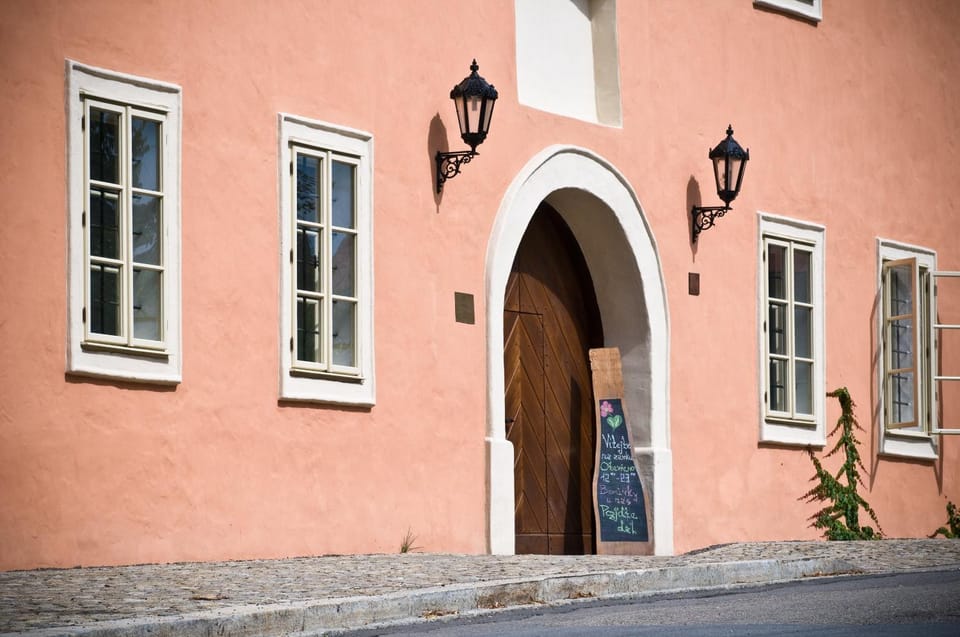 Facade/entrance, Facade/entrance