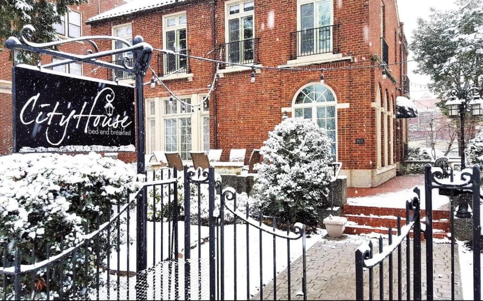 Property building, Winter