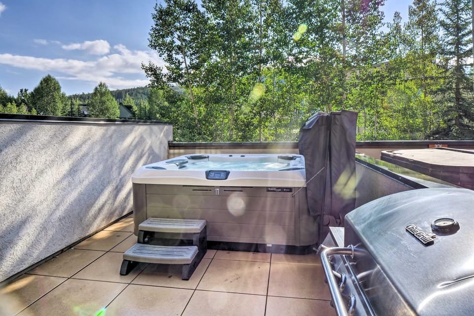 Breckenridge Condo w/ Hot Tub < 1 Mi to Ski Lifts House in Breckenridge