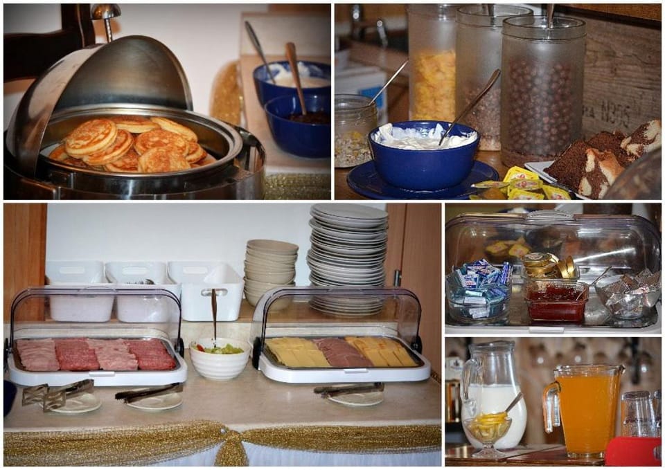 Breakfast, Buffet breakfast