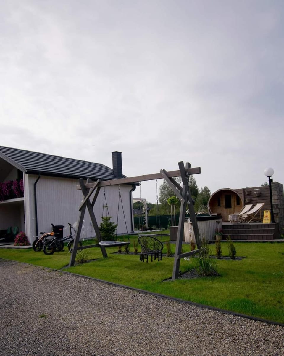 Krzaczasty Zakątek House in Poland