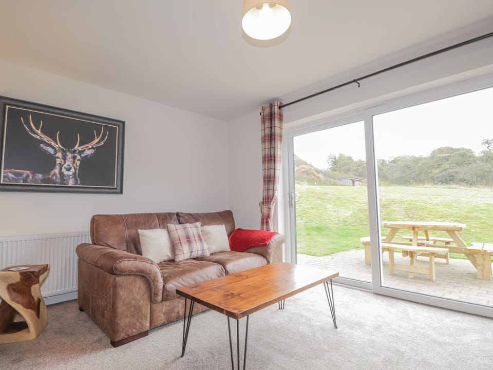 Lochside, 1 The Corries Apartment in Scotland