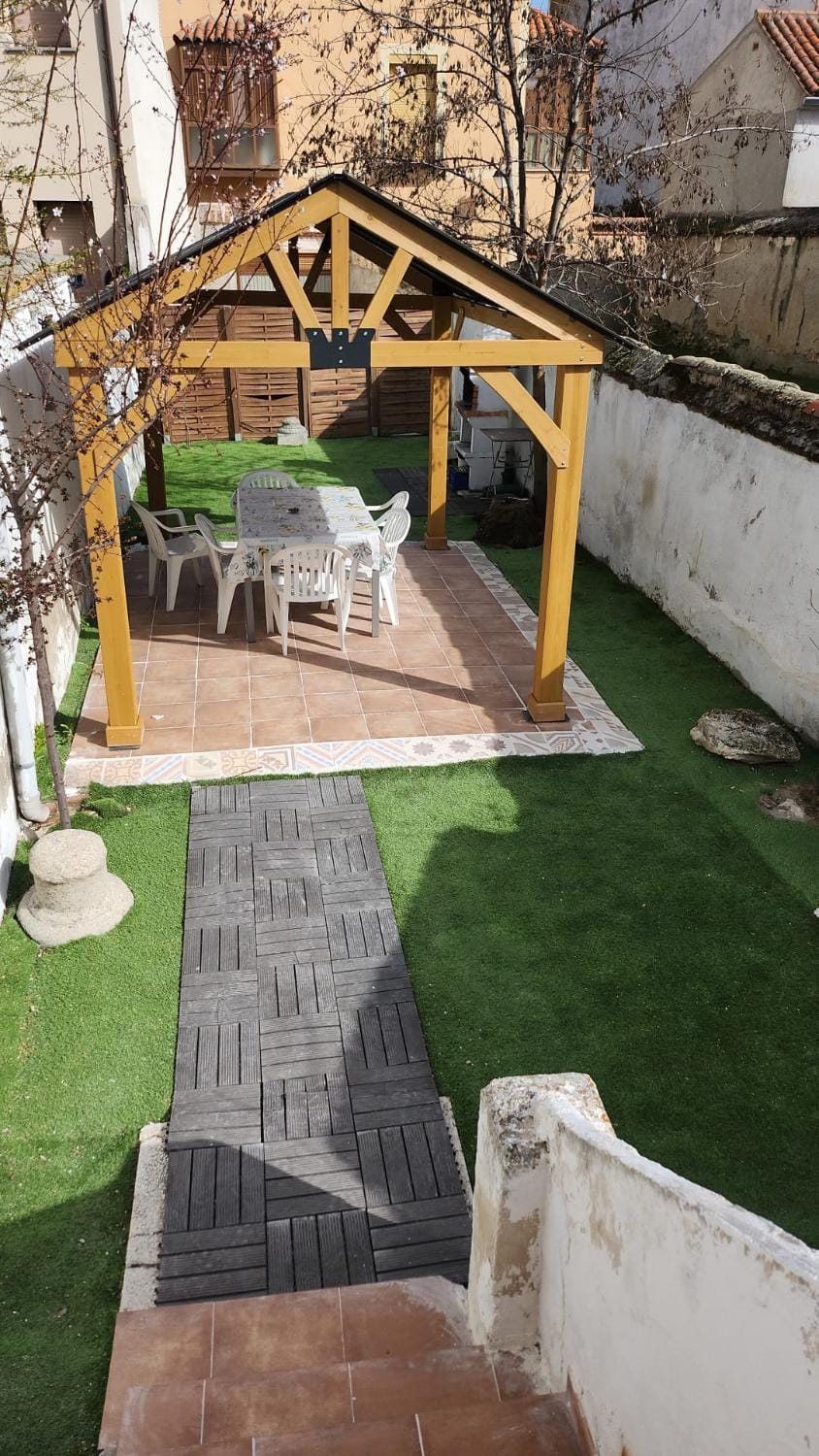 Casa Santa María 2 con jardín y barbacoa House in Castile-La Mancha