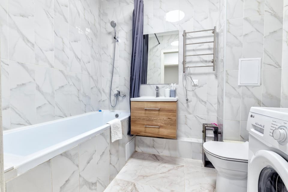 Toilet, Bathroom, Bath