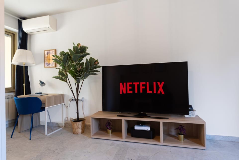 Magniolias - Résidence Calme avec Piscine, Tennis & Jardin Apartment in Antibes