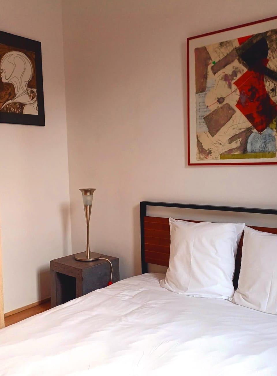 Bed, View (from property/room), Photo of the whole room, Decorative detail, Bedroom, City view, heating, air conditioner