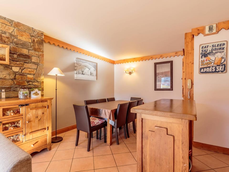 Appartement spacieux avec accès pistes et espace bien-être - FR-1-351-145 Apartment in Mâcot-la-Plagne