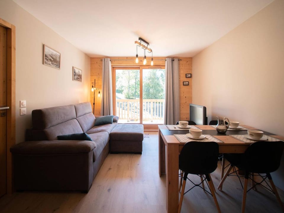 Charmant T2 avec parking à Valmorel - FR-1-291-867 Apartment in Les Avanchers-Valmorel