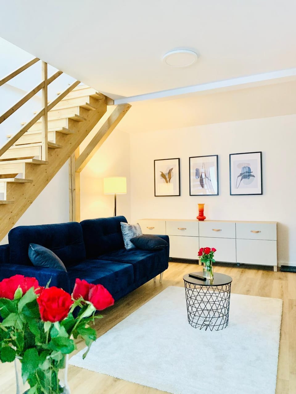 Living room, Seating area