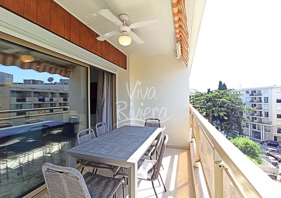 Balcony/Terrace, Dining area