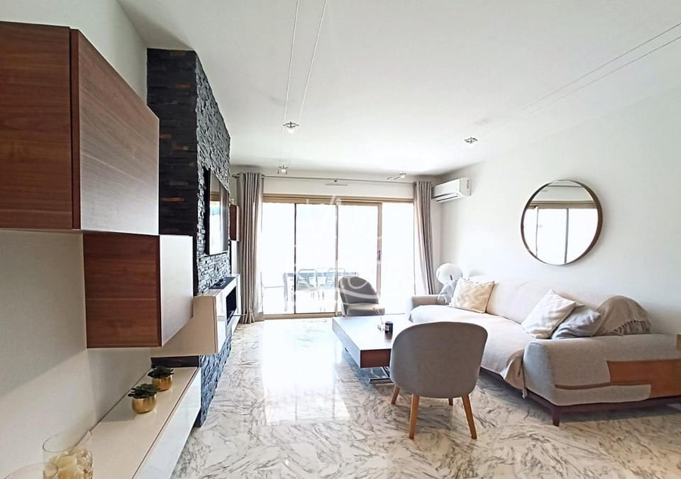 TV and multimedia, Living room, hair dresser