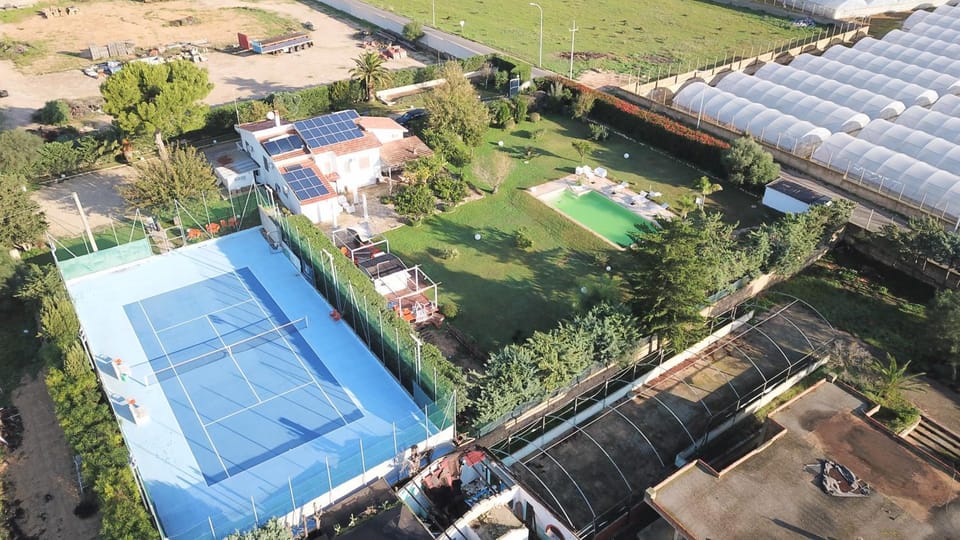 Activities, Bird's eye view, Tennis court, Garden view, Pool view, Swimming pool, Swimming pool