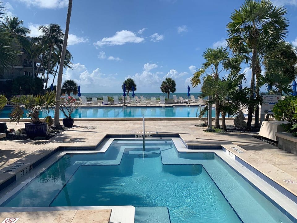 Tranquility by the Beach House in Key West