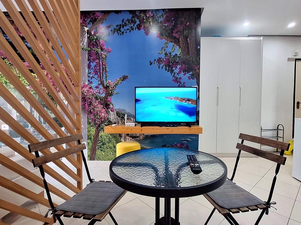 SARANDA PROMENADE STUDIO APTs Apartment in Sarandë