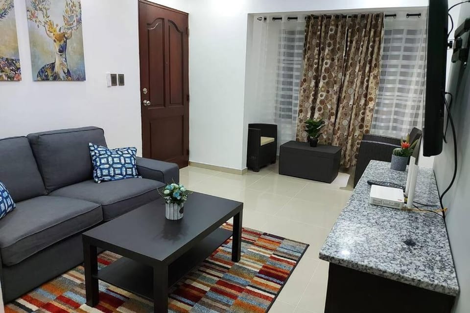 4to nivel 2 habitaciones 2 baños Alma Rosa I Apartment in Santo Domingo Este